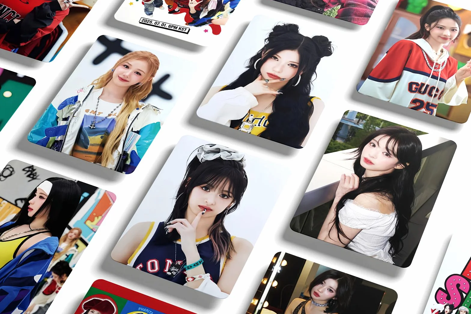 Set regalo per album choom, include 182 fototessere (110 fotocard, 72 mini adesivi), 100 adesivi per album, 1 cordino, 1 porta carte