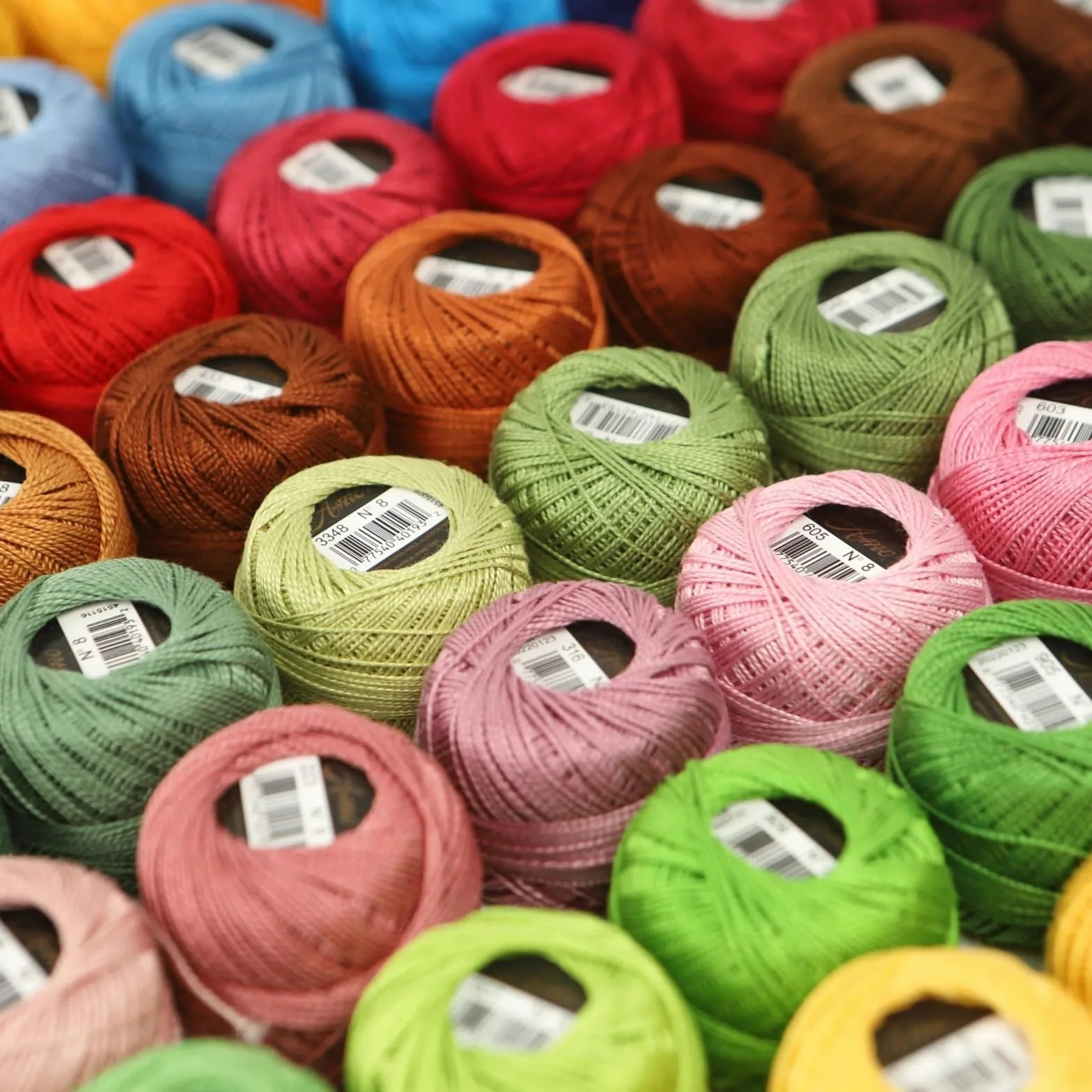 Set di fili da ricamo, misura 8, 5 g ciascuno, 40,6 m, 160 colori assortiti per progetti di cucito, artigianato e ricamo a macchina