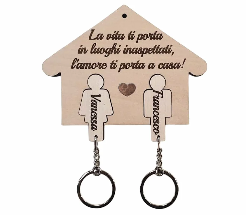 Casetta appendichiavi/portachiavi da parete sagome coppia fidanzati - personalizzato - San Valentino - idee idea regalo legno personalizzato