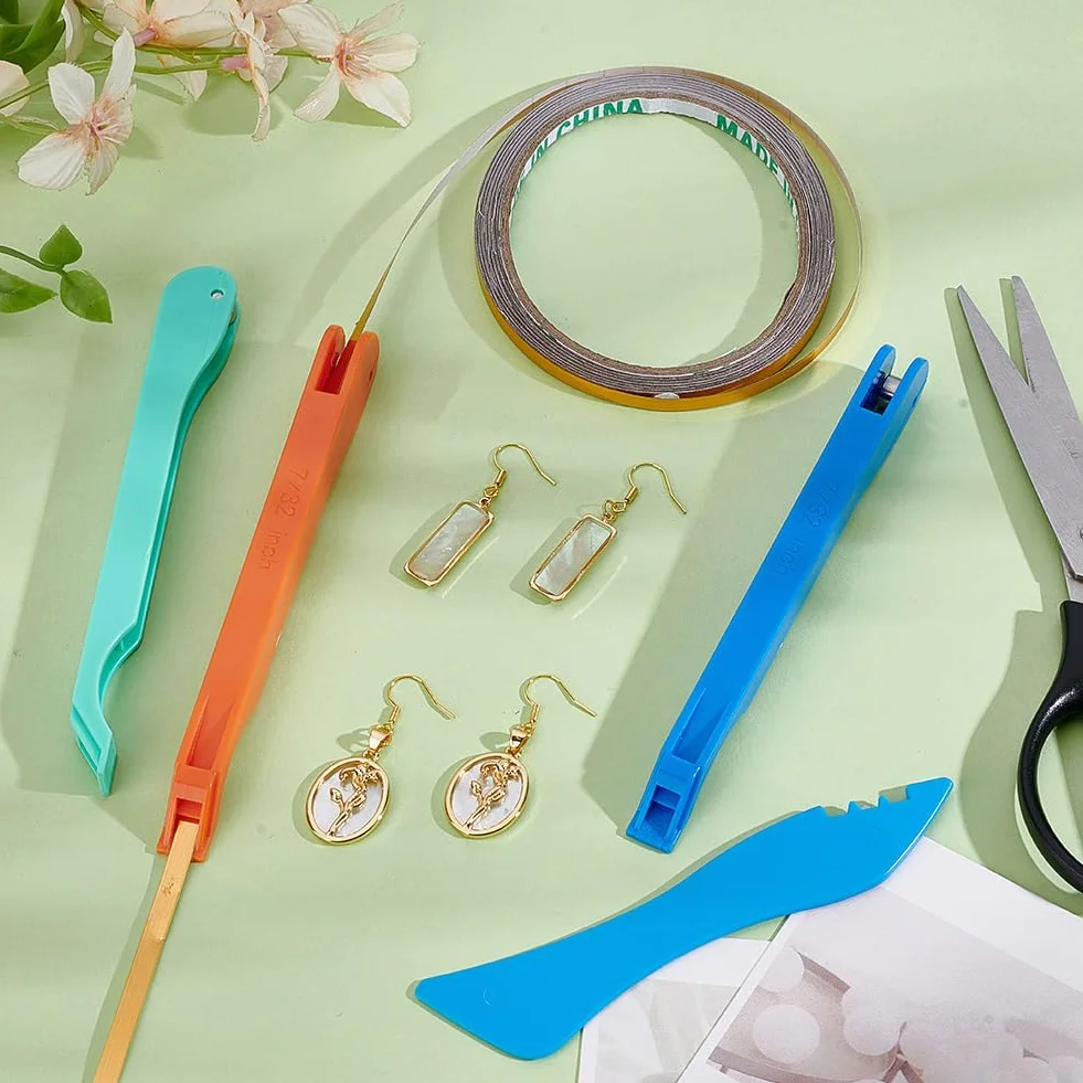 UNICRAFTALE 4 pezzi 4 stili lamina di rame mano Foiler per vetro colorato strumenti di plastica occhiali a mano Foiler occhiali portatile strumento nastro di rame bordo artigianato forniture