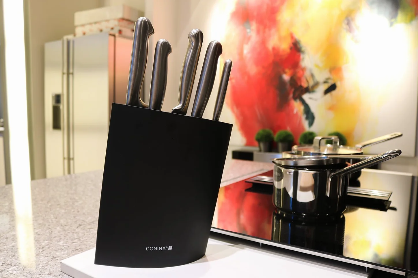 Coninx Viro Ceppo Coltelli Nero Universale - Porta Coltelli Cucina - Recupera Spazio - Interno di Fibre di Plastica - 18.5 x 25.5 cm